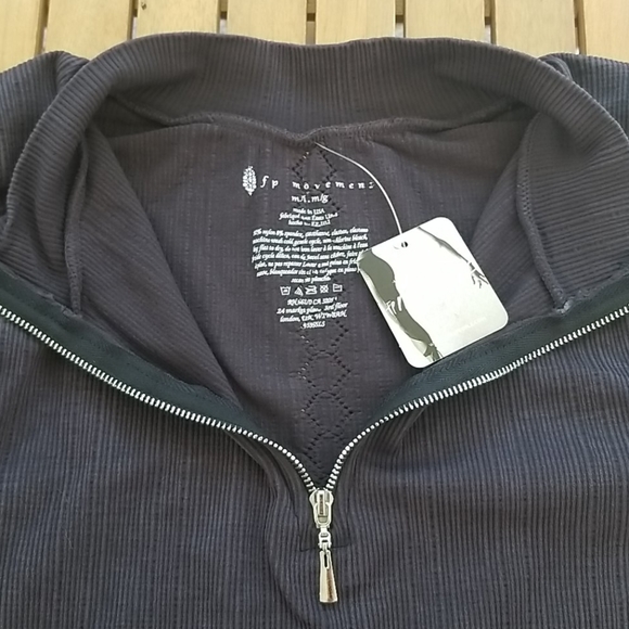 Free People Movement Activewear Slay Top M/L - Picture 9 of 10